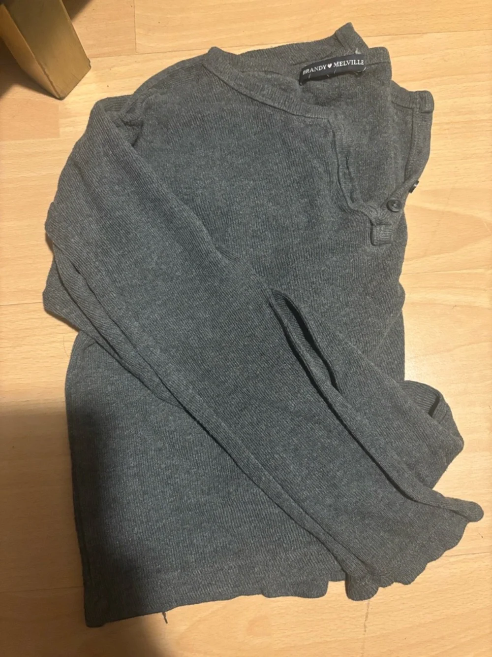 Brandy Melville Dark Gray Henley Longsleeve - Picture 2 of 2